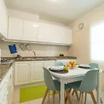 Netos - By Wehost Apartment *