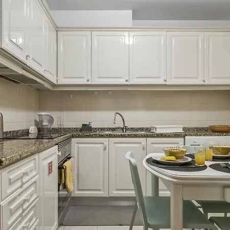 Netos - By Wehost Apartment *